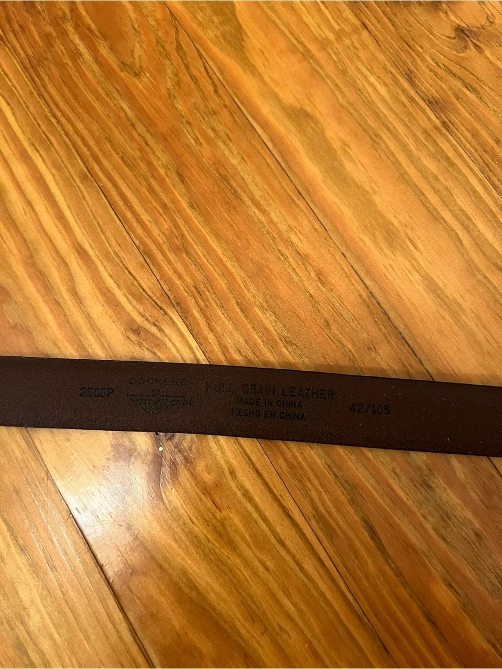 Men’s Dockers Full Grain Leather Brown Belt With Brass Buckle Size 42
